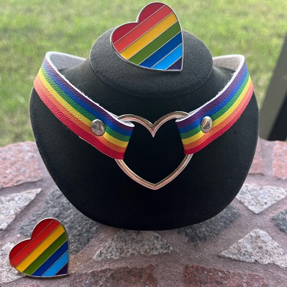 π΄ SALE ! red dot items are 2 for $25 . Bundle more than 3 and its $10 each π - Picture 5 of 11